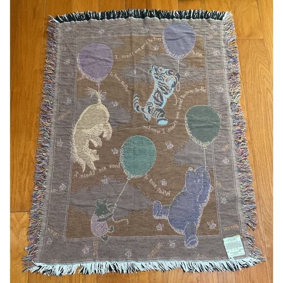 Disney Classic Winnie The Pooh Balloons Tapestry Blanket Throw Goodwin Weaver - Picture 5 of 5